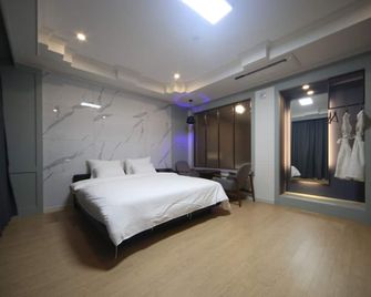 Bestie Hotel - Pusan - Sovrum