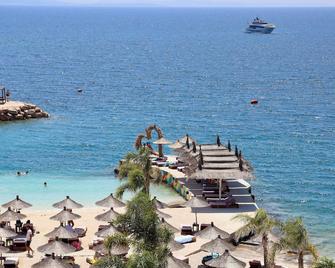 Mucobega Hotel - Sarandë - Beach