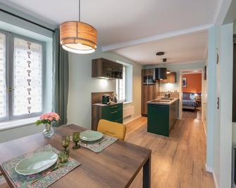 Coeur De Ville - Gare A 200m - Saverne - Comedor