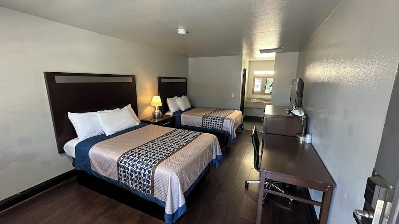 Crossroads Inn - Downtown Sacramento