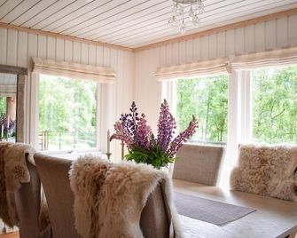 3 Bedroom Stunning Home In Vossestrand - Vossestrand - Sala de estar