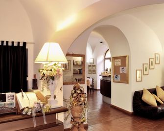 Hotel San Lino - Volterra - Lobby