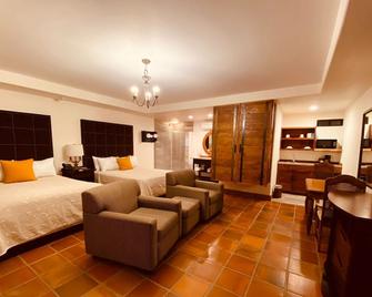 Hotel Hacienda Santana - Tecate - Bedroom