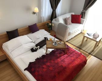 Viktoria Lodge B&B - Vodice - Habitación