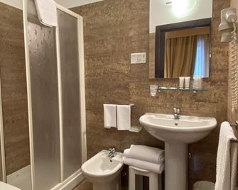Hotel Kristall - Corsico - Bagno