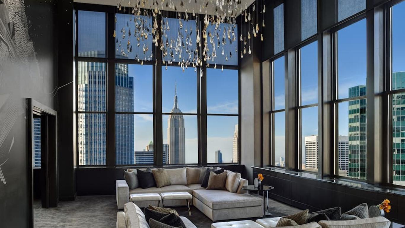 The Towers At Lotte New York Palace