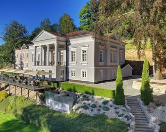Villa Patriot Boutique Hotel - Mariánské Lázně - Bygning