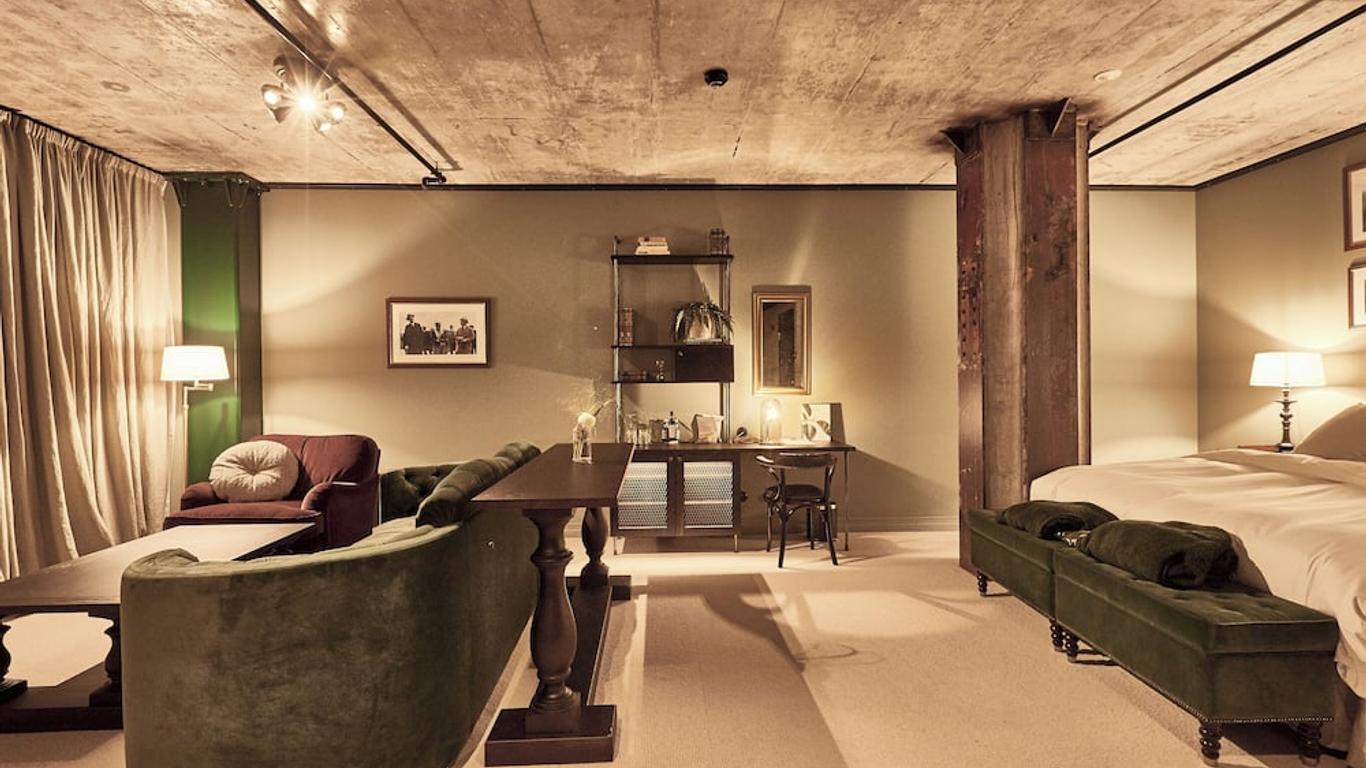 The Steam Hotel