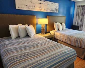 Room with two double beds, Lake George - Hồ Lake George