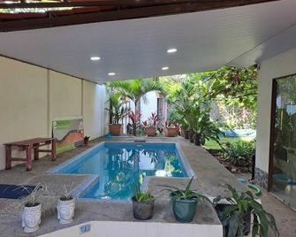 Playa Mantas Home nearby Jaco Beach - Agujas - Piscina
