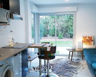 Studio in luxury residence with garden 10 minutes from Biarritz and beaches - Anglet