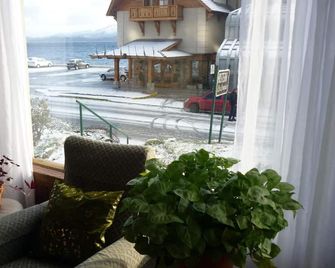 Las Amapolas Hosteria - Bariloche - Balcón