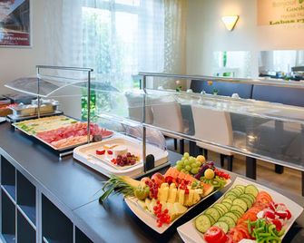 Achat Hotel Chemnitz - Chemnitz - Buffet
