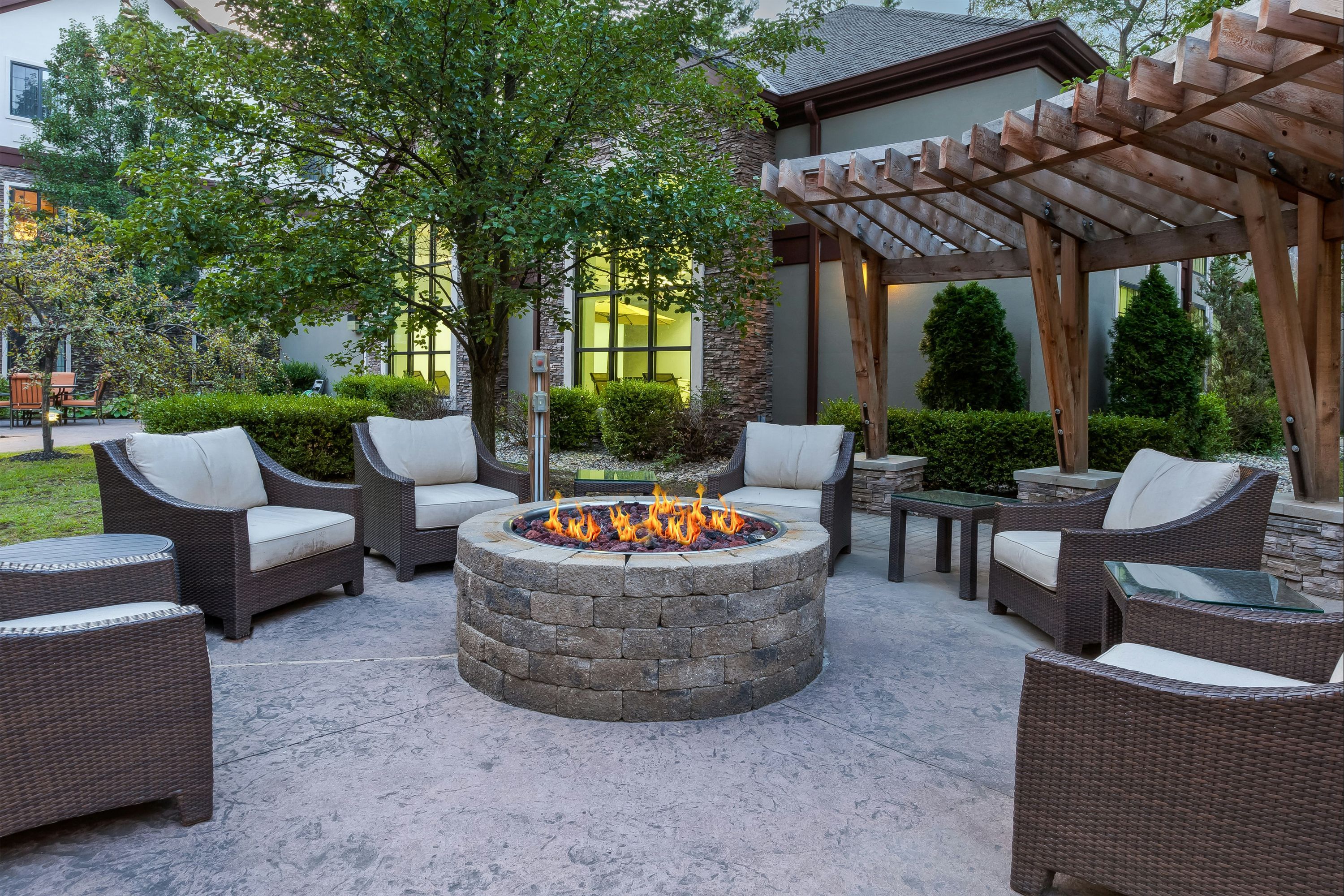 Staybridge Suites Kalamazoo By IHG - קאלאמאזו - פטיו