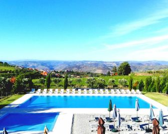 Quinta do Atoleiro - Lamego - Bazén