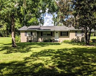 Country Paradise 10 Minutes from Gainesville - Alachua - Building