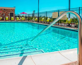 Hampton Inn & Suites La Porte - La Porte - Pool