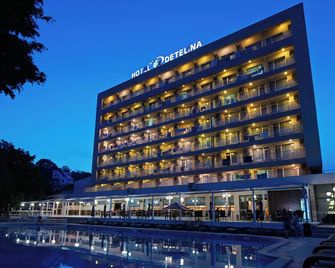 Detelina Hotel - Golden Sands - Building