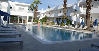 Paleos Hotel Apartments - Ialysos - Pileta