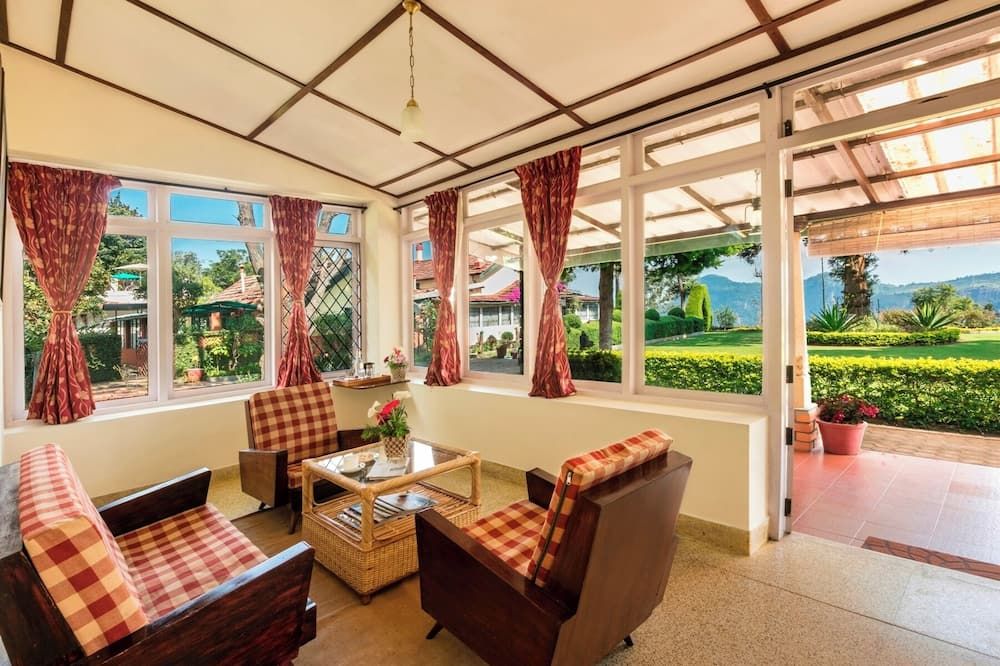 Teanest by Nature Resorts and Stays - Coonoor - Huiskamer