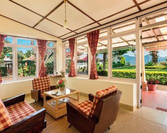 Teanest by Nature Resorts and Stays - Coonoor - Huiskamer