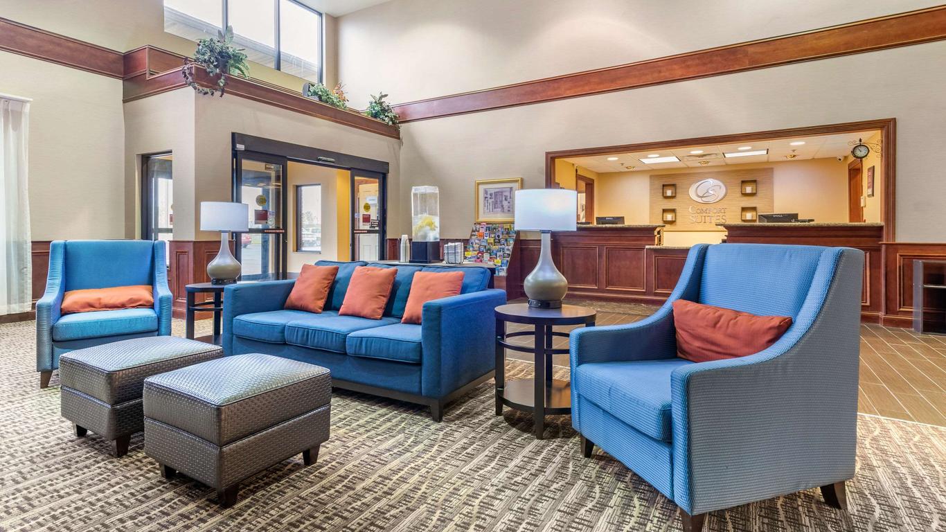 Comfort Suites