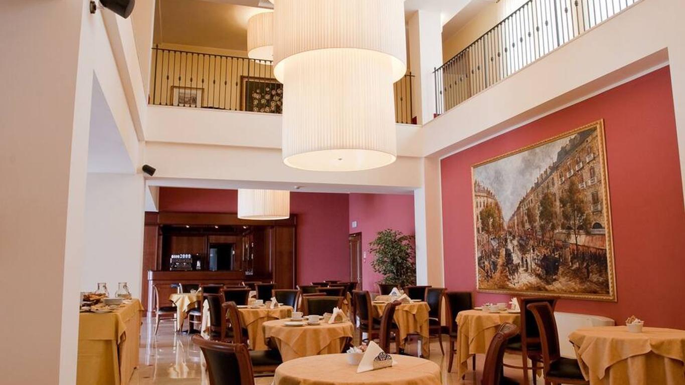 Hotel Maxim