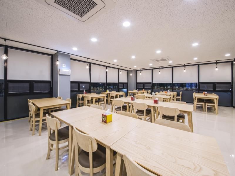 نايس كات هوتل آند جيست هاوس