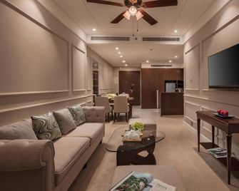 Altara Suites Da Nang By Ahg - Da Nang - Vardagsrum