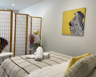 10a Brunswick Living Studio Close To Apt And Cbd Free Wifi Tram At Doorstep - Melbourne - Bedroom
