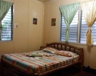 Bugoy Bikers Hostel - Cebu City - Schlafzimmer