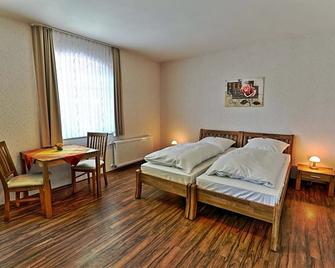 Hotel Restaurant Schute - Emstek - Schlafzimmer
