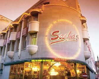 Britannia Sachas Hotel - Manchester - Building