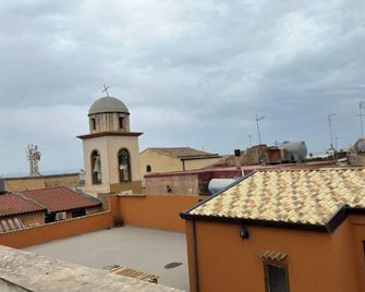 Casa Ai Tre Campanili - Gela - Außenansicht