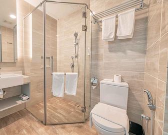 Mei Hotel - George Town - Bathroom
