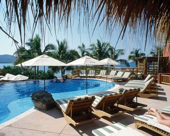Hilton Grand Vacations Club Zihuatanejo - Zihuatanejo - Kolam