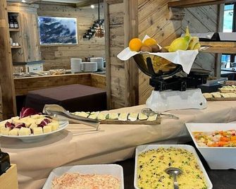 Du Col - Sestriere - Buffet