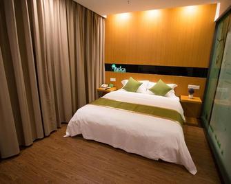 Vatica Zaozhuang Tengzhou Railway Station Hotel - Zaozhuang - Habitación