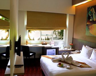 Kyriad Arra Hotel Cepu - Cepu - Habitación