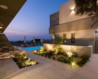 Heliades Residence - Kounoupidiana - Pool