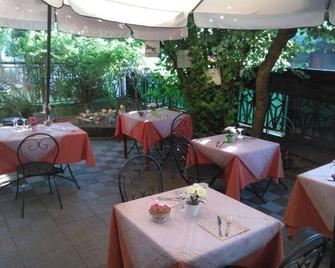 Nuovo Hotel Moderno - Rubiera - Restaurant