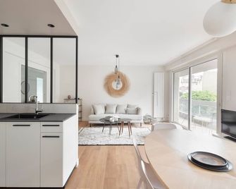 L'Eden - Appartement familial au pied du Thabor - 雷恩 - 客廳