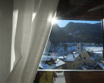 Hotel Nele - Ziano di Fiemme - Балкон