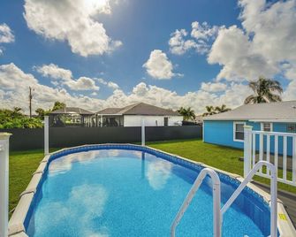 Private Pool Family-Friendly Cape Coral Retreat! - North Fort Myers - Pool