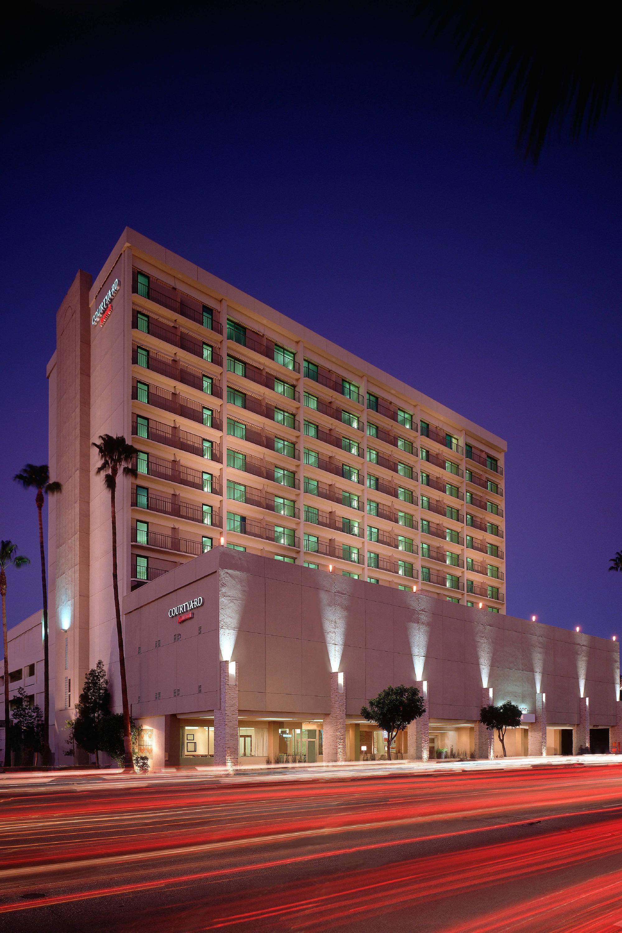 Courtyard by Marriott Los Angeles Sherman Oaks from 88. Sherman