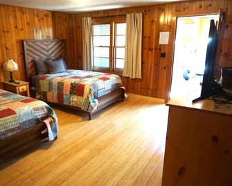 Marshall's Creek Rest Motel - Gatlinburg - Habitación