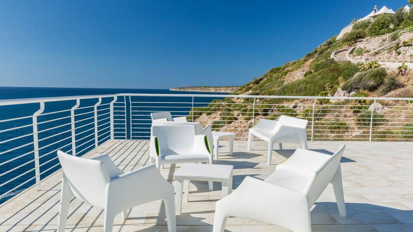 Perla Del Golfo Resort