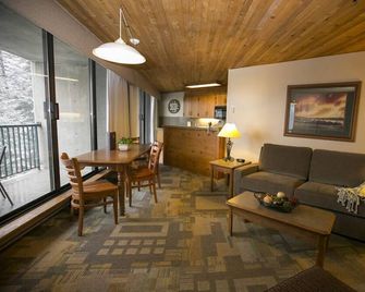 Snowbird-Iron Blosam Lodge: Timeshare Unit 601. Available Jan. 10-17. - Alta