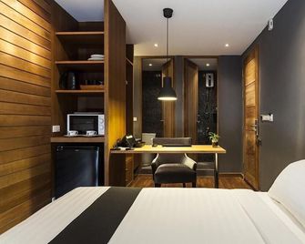 5ive Beach House Hotel - Pattaya - Quarto