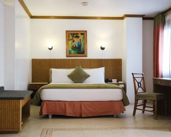 The Golden Pine Hotel - Baguio - Ložnice